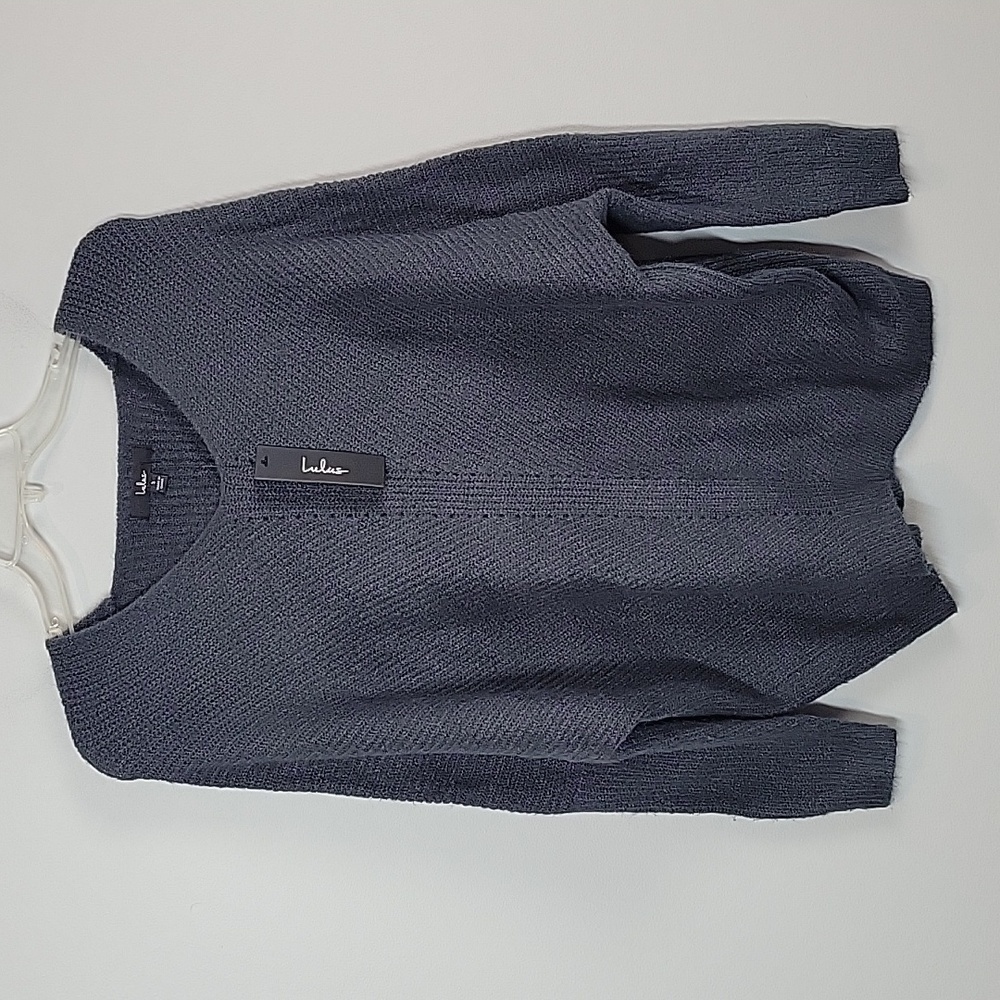 Lulus blue v-neck long sleeve sweater size small